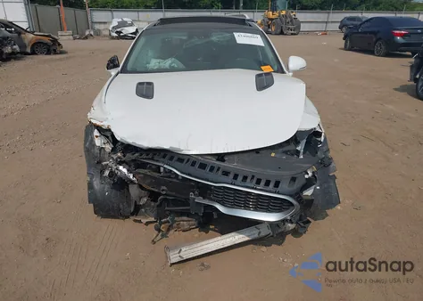 2018 Kia Stinger Premium из США, поврежденный, VIN KNAE25LAXJ6024514